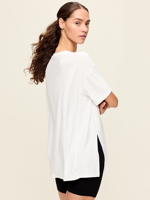 Image number 2 showing, CloudMotion Short-Sleeve Tunic