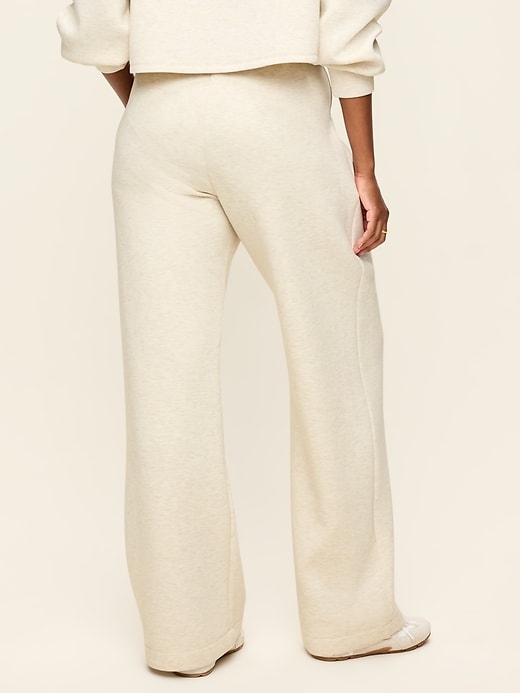 Image number 8 showing, High-Waisted Bounce Fleece Wide-Leg Sweatpants