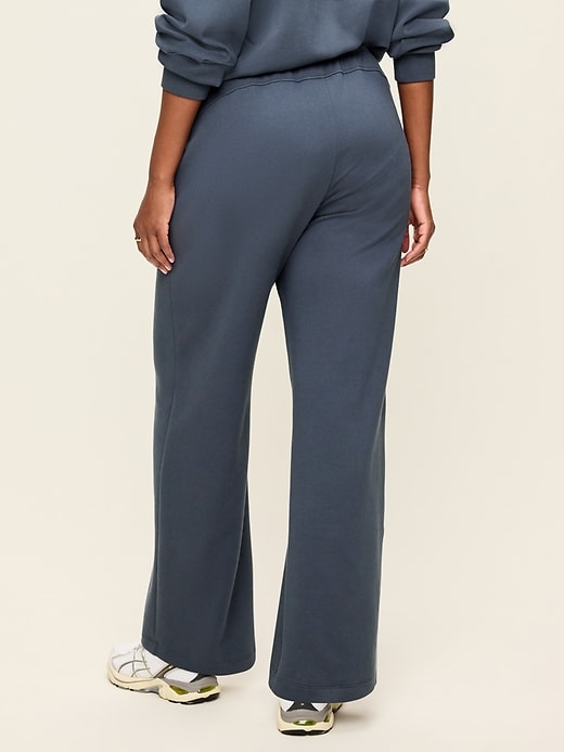 Image number 9 showing, Mid-Rise Dynamic Fleece Textured Wide-Leg Sweatpants