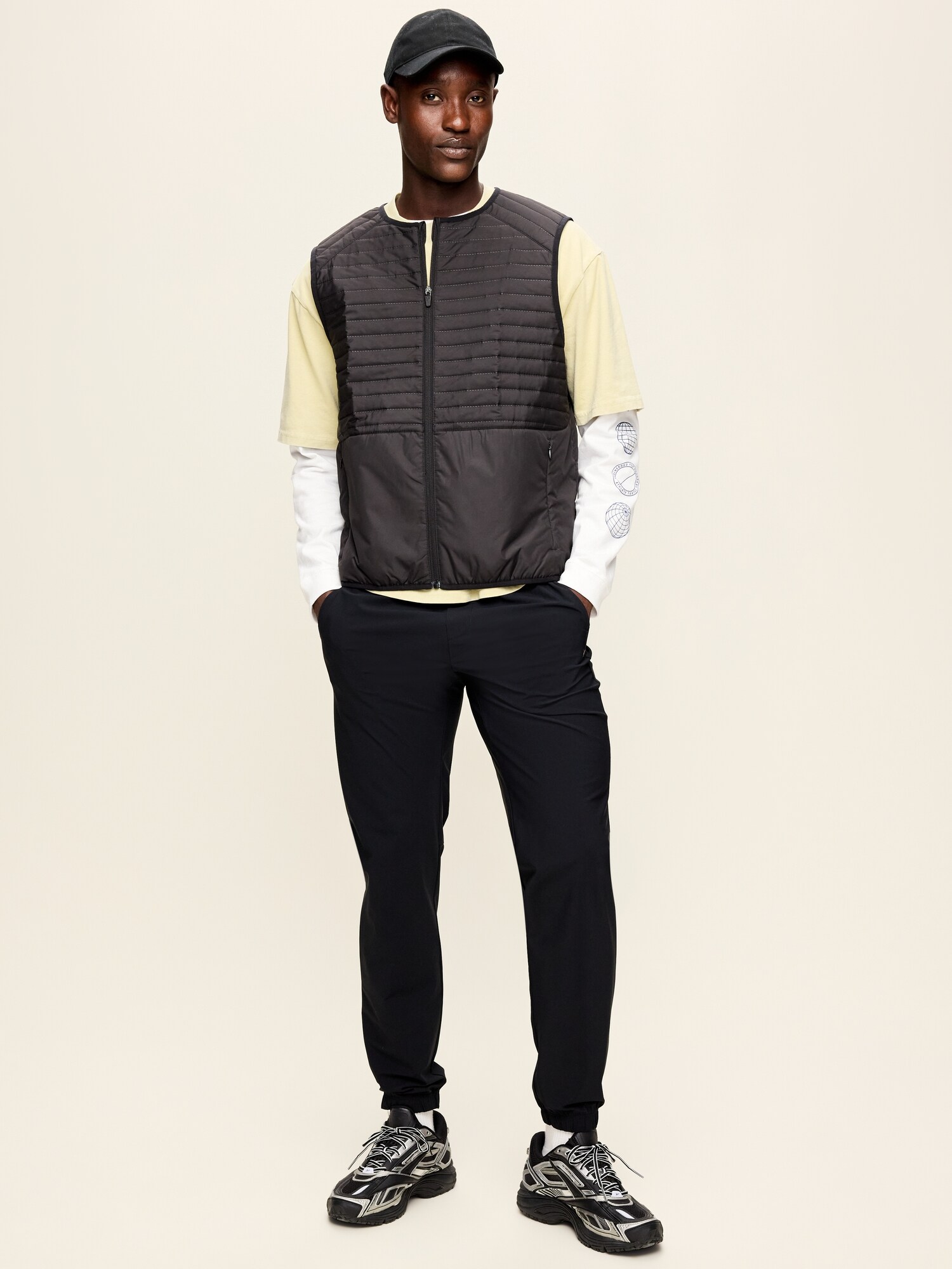 Мужские брюки Old Navy ProTrain Jogger, цвет: Чёрный — фото 2
