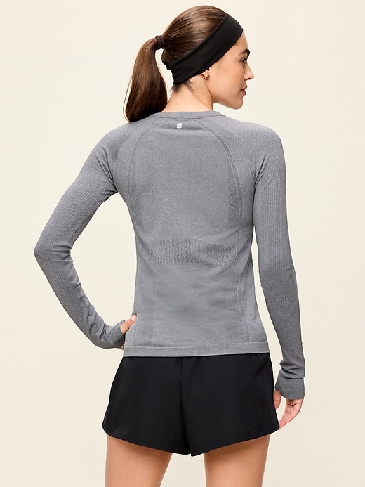 Image number 2 showing, Fluid Seamless Fitted Top