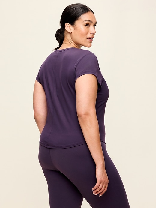 Image number 8 showing, StudioSmooth Short-Sleeve Base Layer Top
