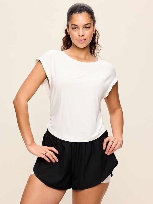 Image number 5 showing, CloudMotion Muscle Tank Top