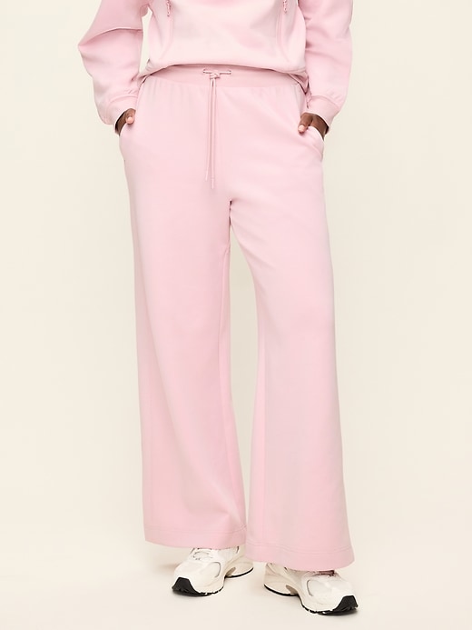 Image number 5 showing, Extra High-Waisted Dynamic Fleece Wide-Leg Sweatpants