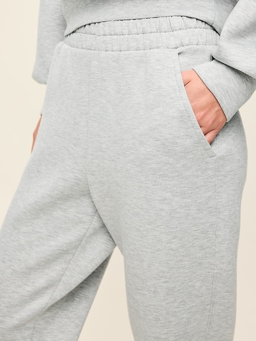Image number 6 showing, High-Waisted Bounce Fleece Jogger Sweatpants