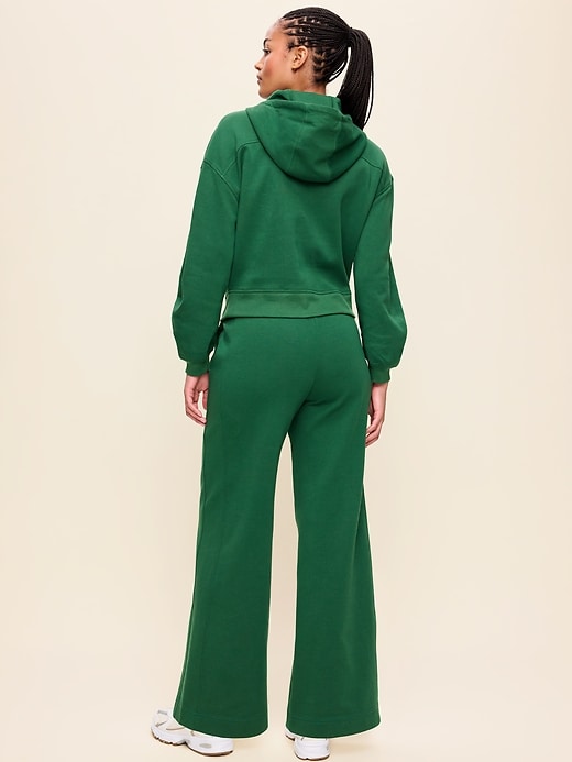 Image number 3 showing, Extra High-Waisted Dynamic Fleece Wide-Leg Sweatpants