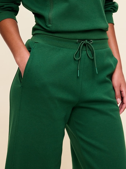 Image number 4 showing, Extra High-Waisted Dynamic Fleece Wide-Leg Sweatpants