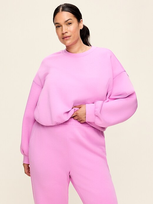 Image number 7 showing, Bounce Fleece Bubble-Hem Sweatshirt