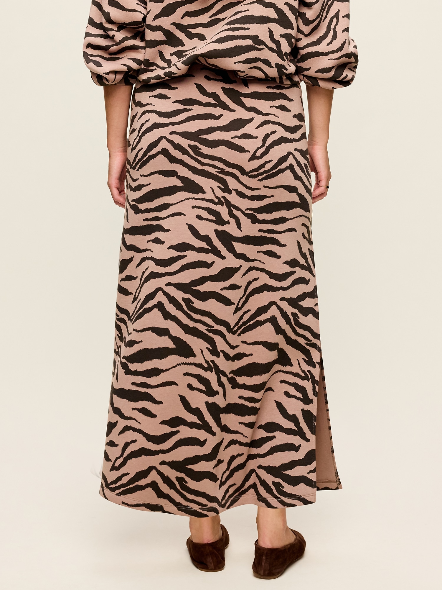 High-Waisted Bounce Fleece Maxi Skirt