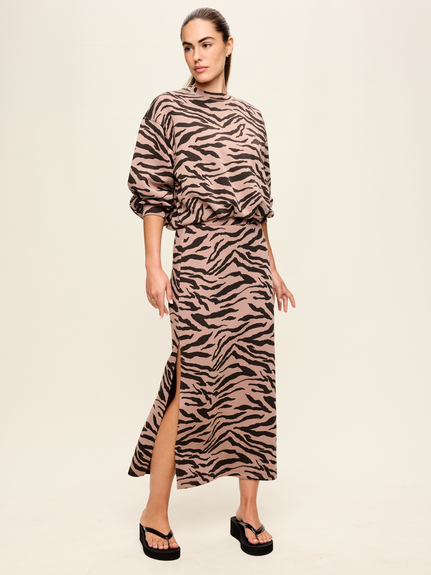 High-Waisted Bounce Fleece Maxi Skirt