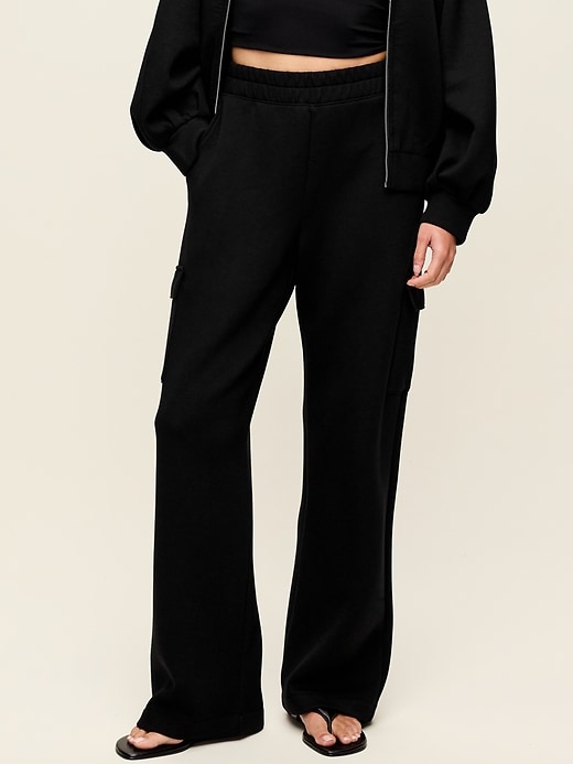 Image number 1 showing, High-Waisted Bounce Fleece Wide-Leg Cargo Sweatpants