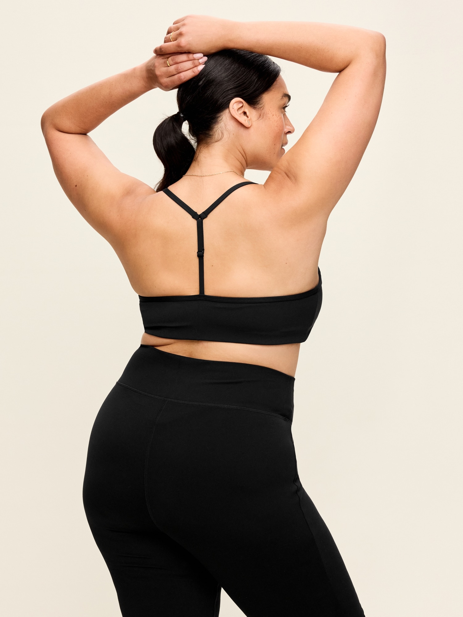 Light Support StudioSmooth Y-Back Sports Bra