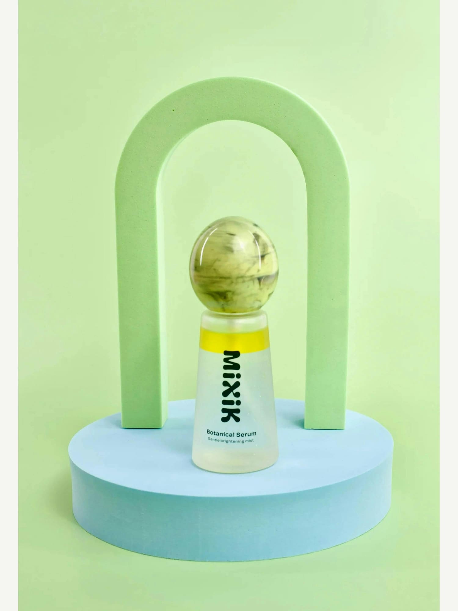MIXIK Botanical Serum Gentle Brightening Face Mist