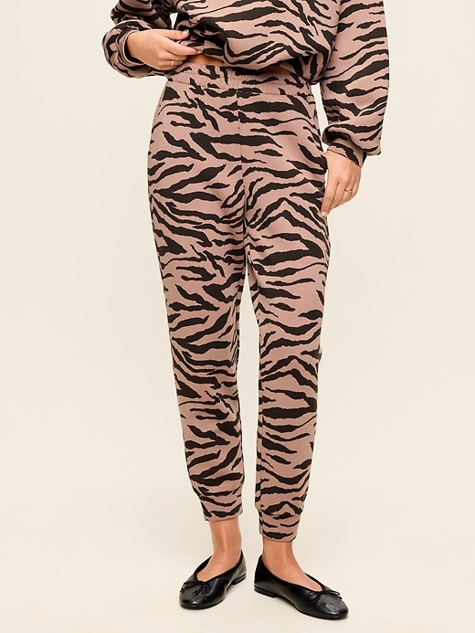 Image number 1 showing, High-Waisted Bounce Fleece Jogger Sweatpants