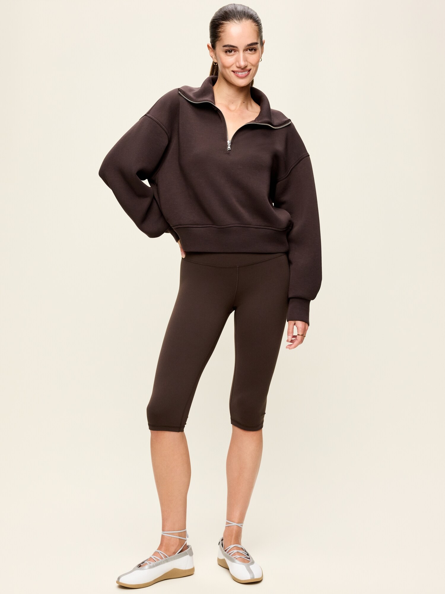 High-Waisted StudioSmooth Pedal Pusher Leggings
