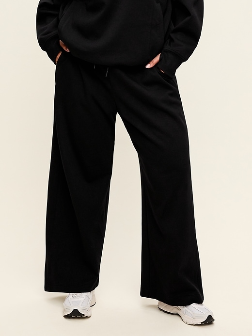 Image number 1 showing, Extra High-Waisted Dynamic Fleece Wide-Leg Sweatpants
