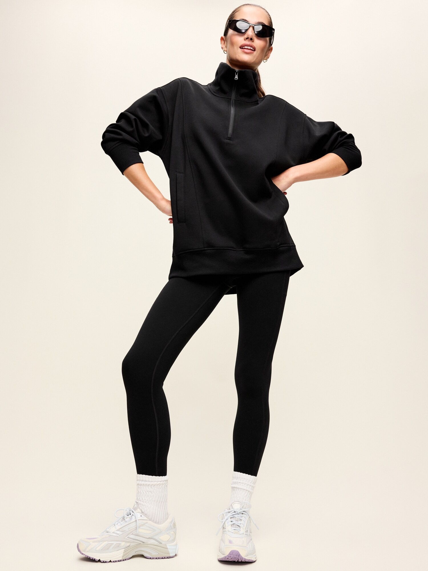 Женский свитшот Old Navy Dynamic Fleece Half-Zip Tunic, цвет: Чёрный — фото 3