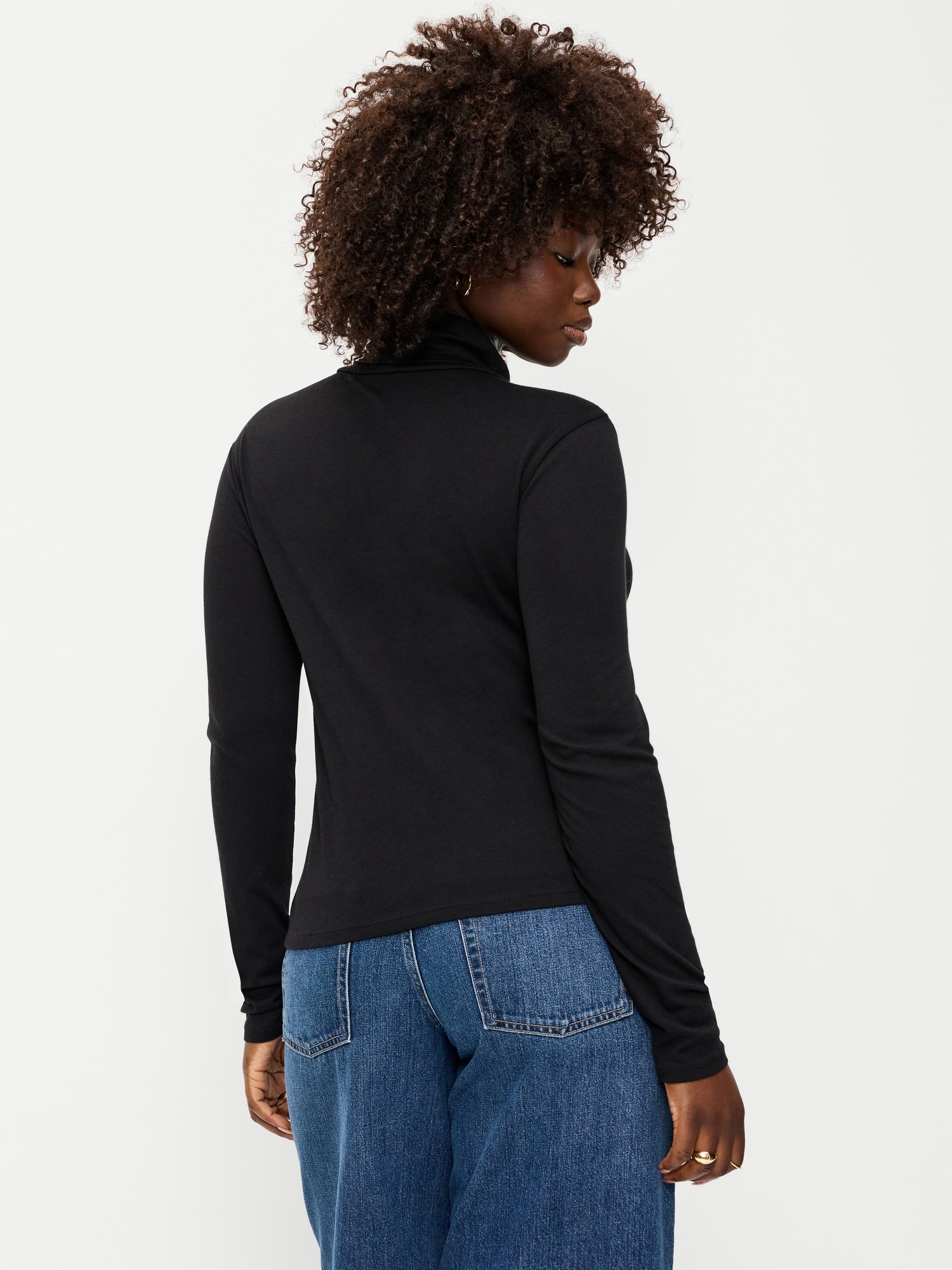Slim-Fit Ribbed Turtleneck