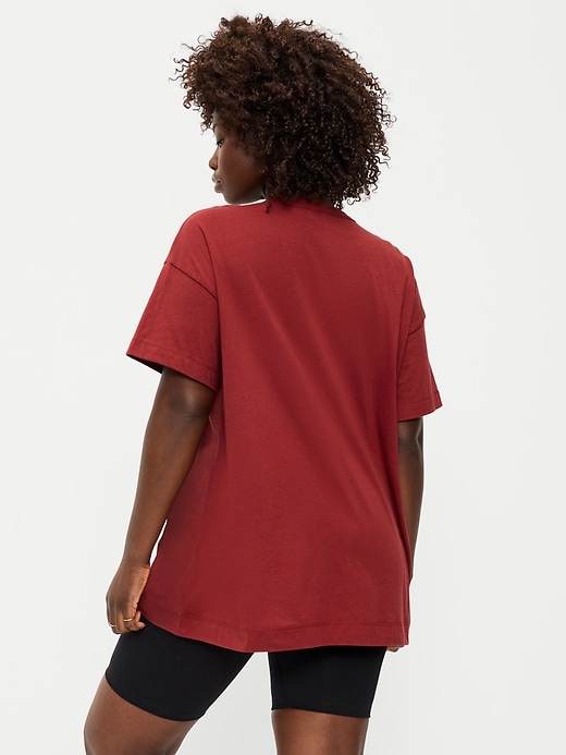 Image number 7 showing, Dolly Parton™ Oversized Tunic T-Shirt