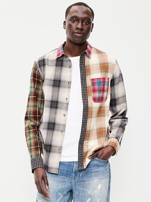 Image number 1 showing, Relaxed Long-Sleeve Plaid Flannel Pocket Shirt