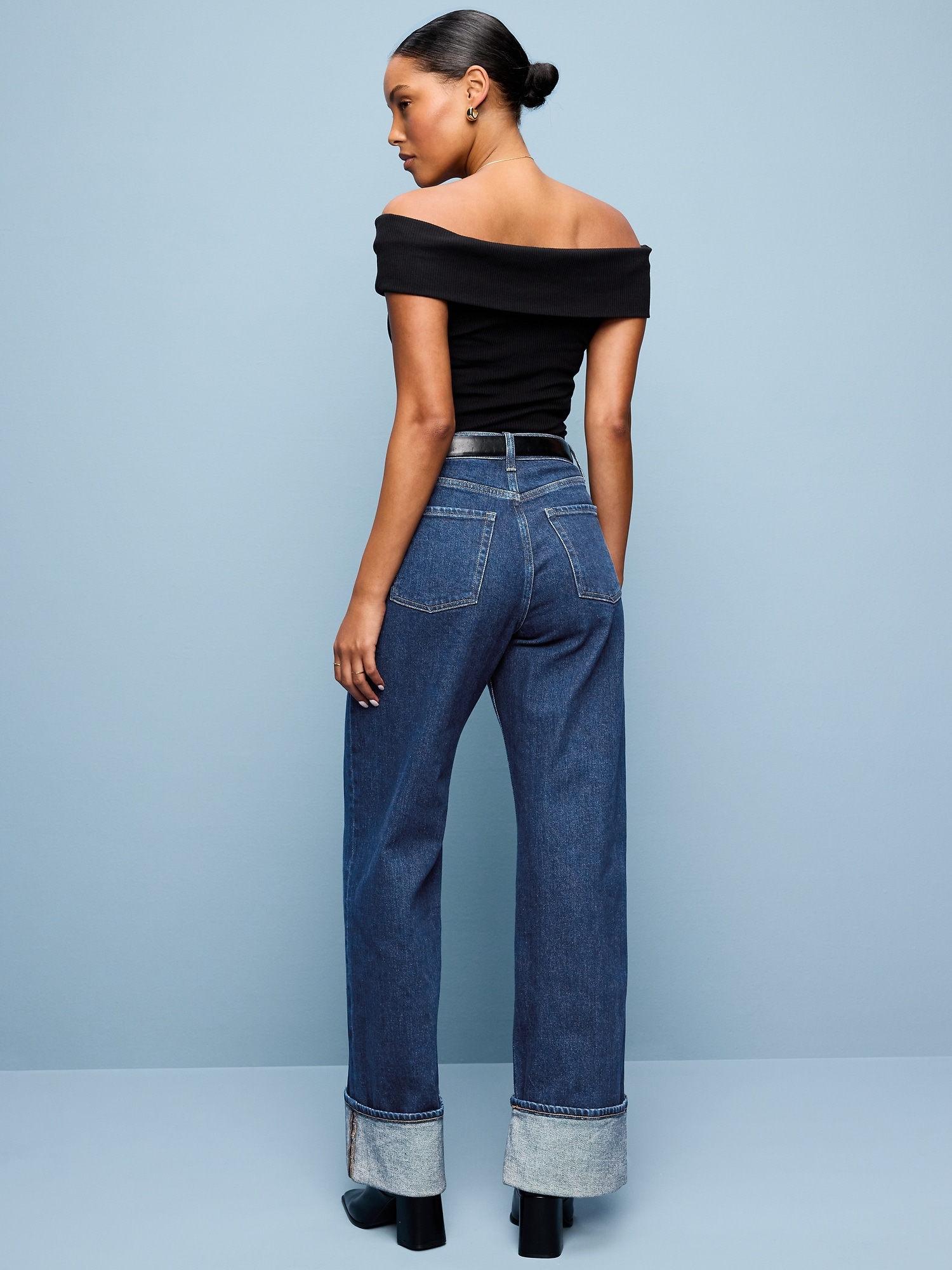 Curvy Extra High-Waisted Cuffed Wide-Leg Jeans