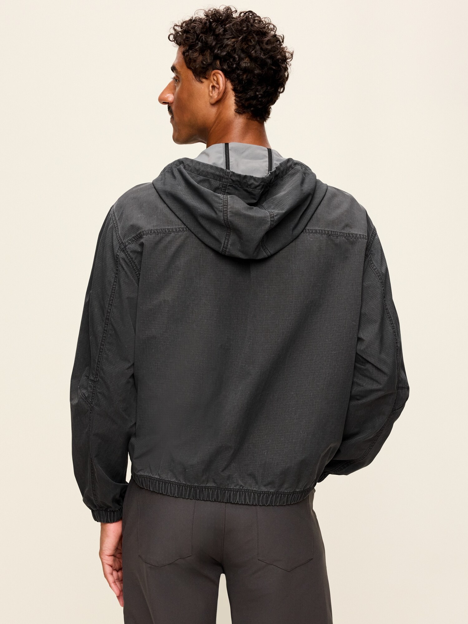 Мужская куртка Old Navy Oversized Washed Utility, цвет: Чёрный — фото 2