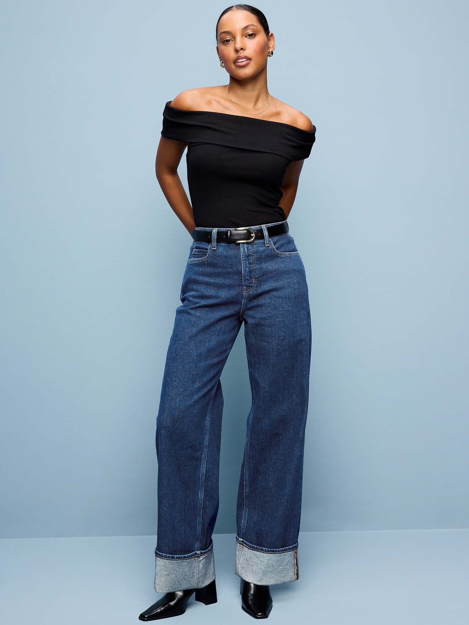 Curvy Extra High-Waisted Cuffed Wide-Leg Jeans