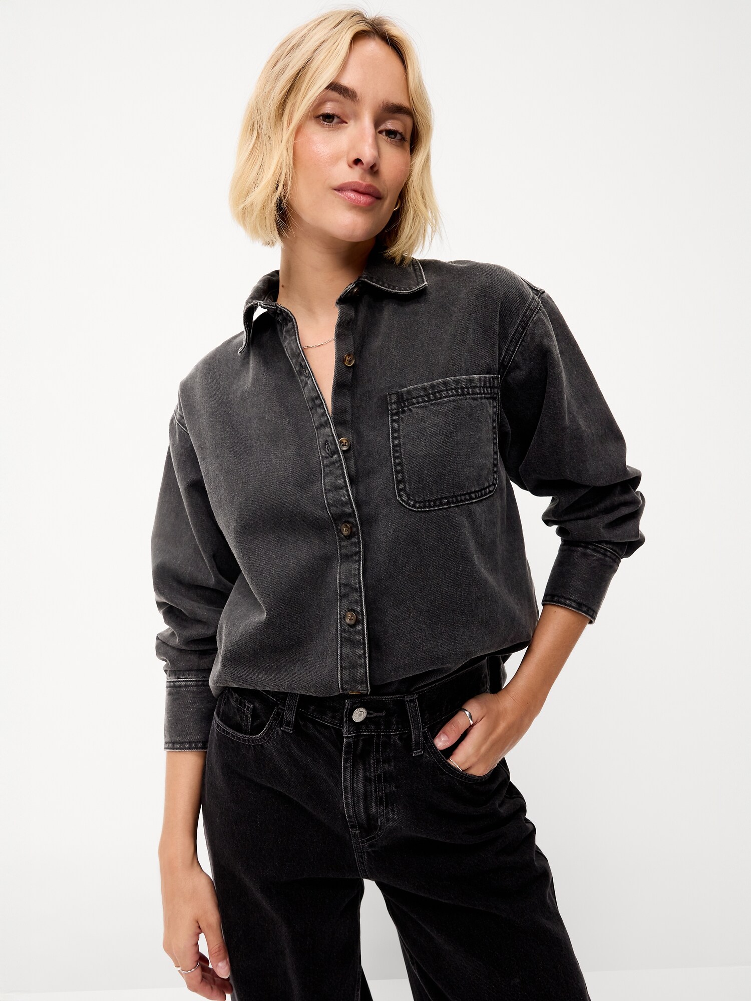 Женская рубашка Old Navy Oversized Boyfriend Button-Down Jean, цвет: Чёрный варёный