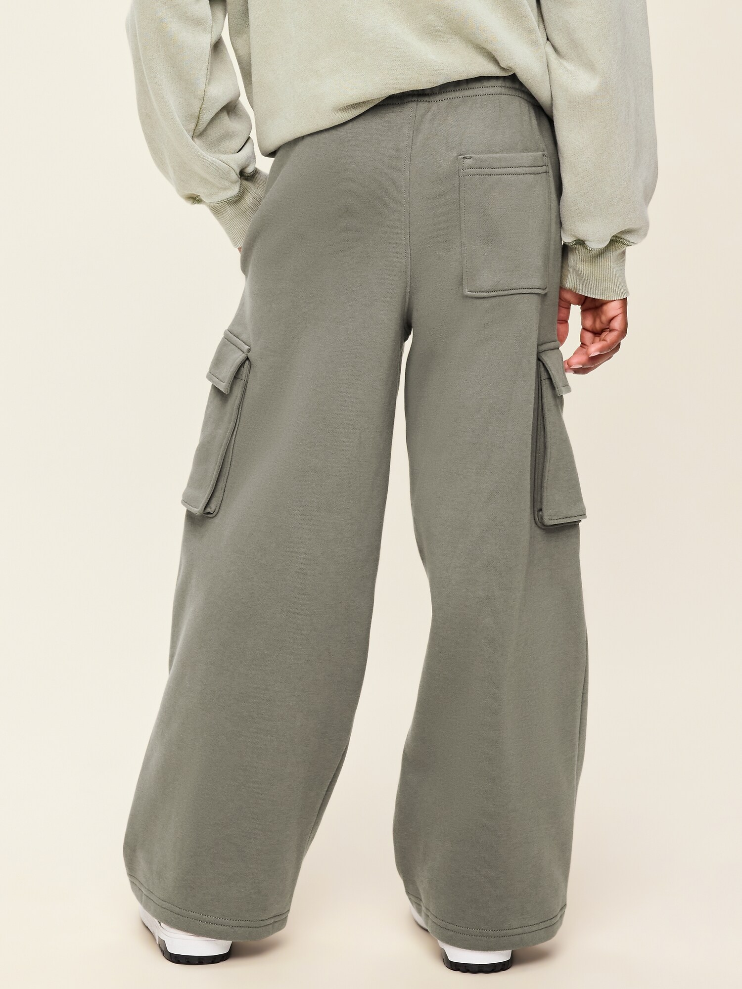 Брюки Old Navy Baggy Cargo Sweatpants для мальчиков, цвет: Dill Caper — фото 2
