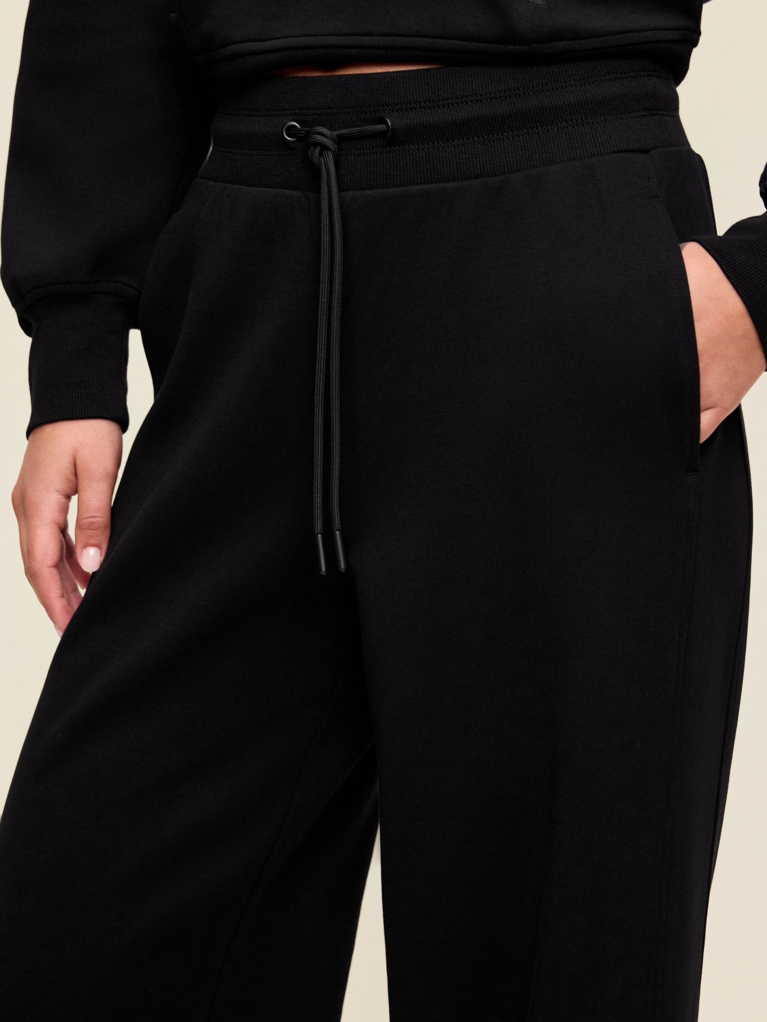 Extra High-Waisted Dynamic Fleece Wide-Leg Sweatpants