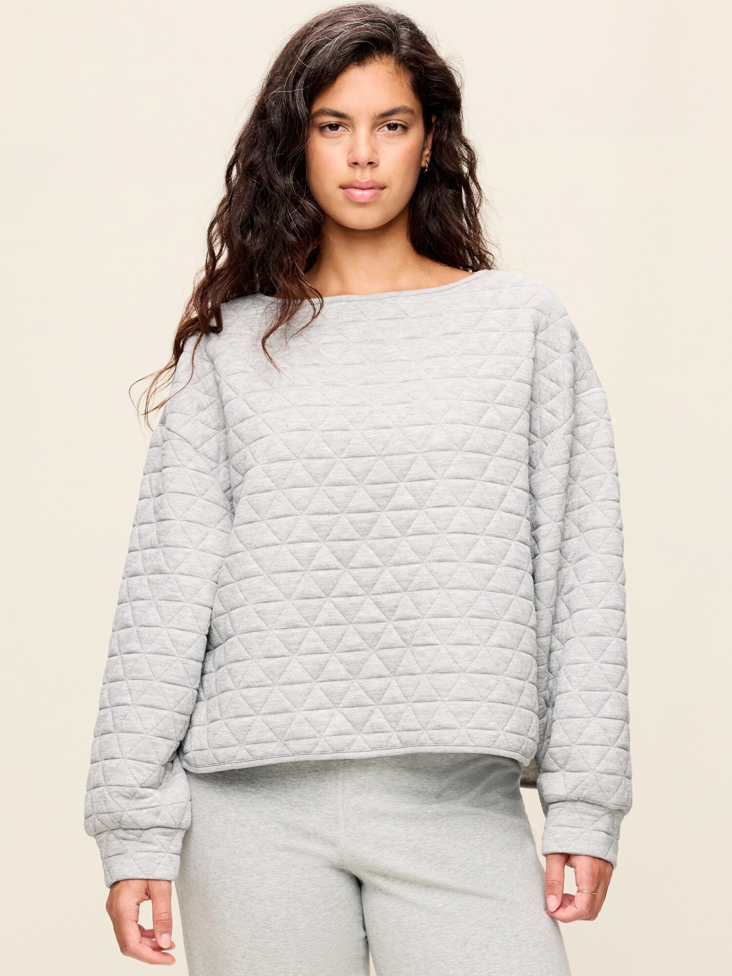 Женский свитшот Old Navy Quilted Bounce Boatneck, цвет: Меланжевый серый — фото 6