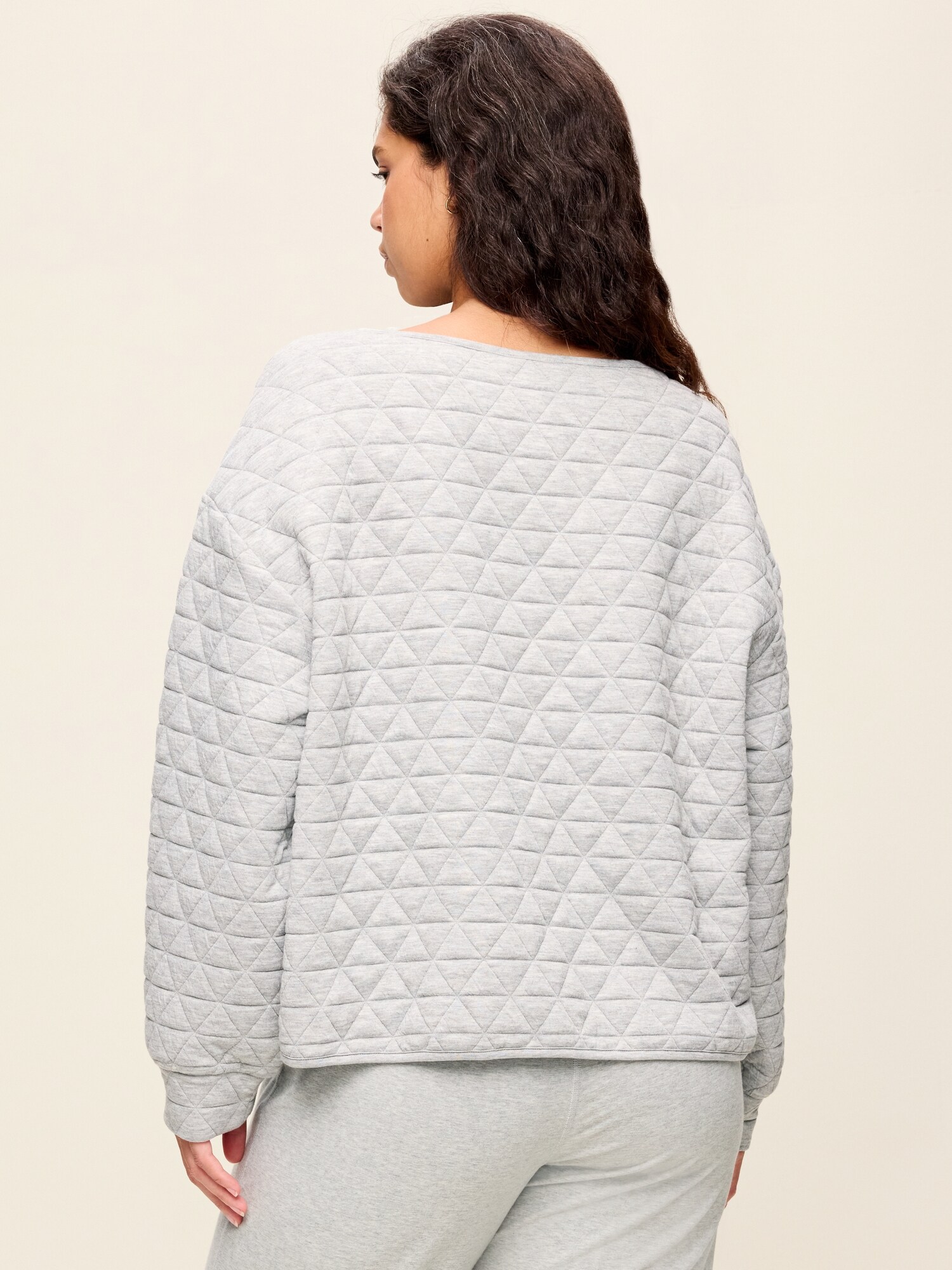 Женский свитшот Old Navy Quilted Bounce Boatneck, цвет: Меланжевый серый — фото 5