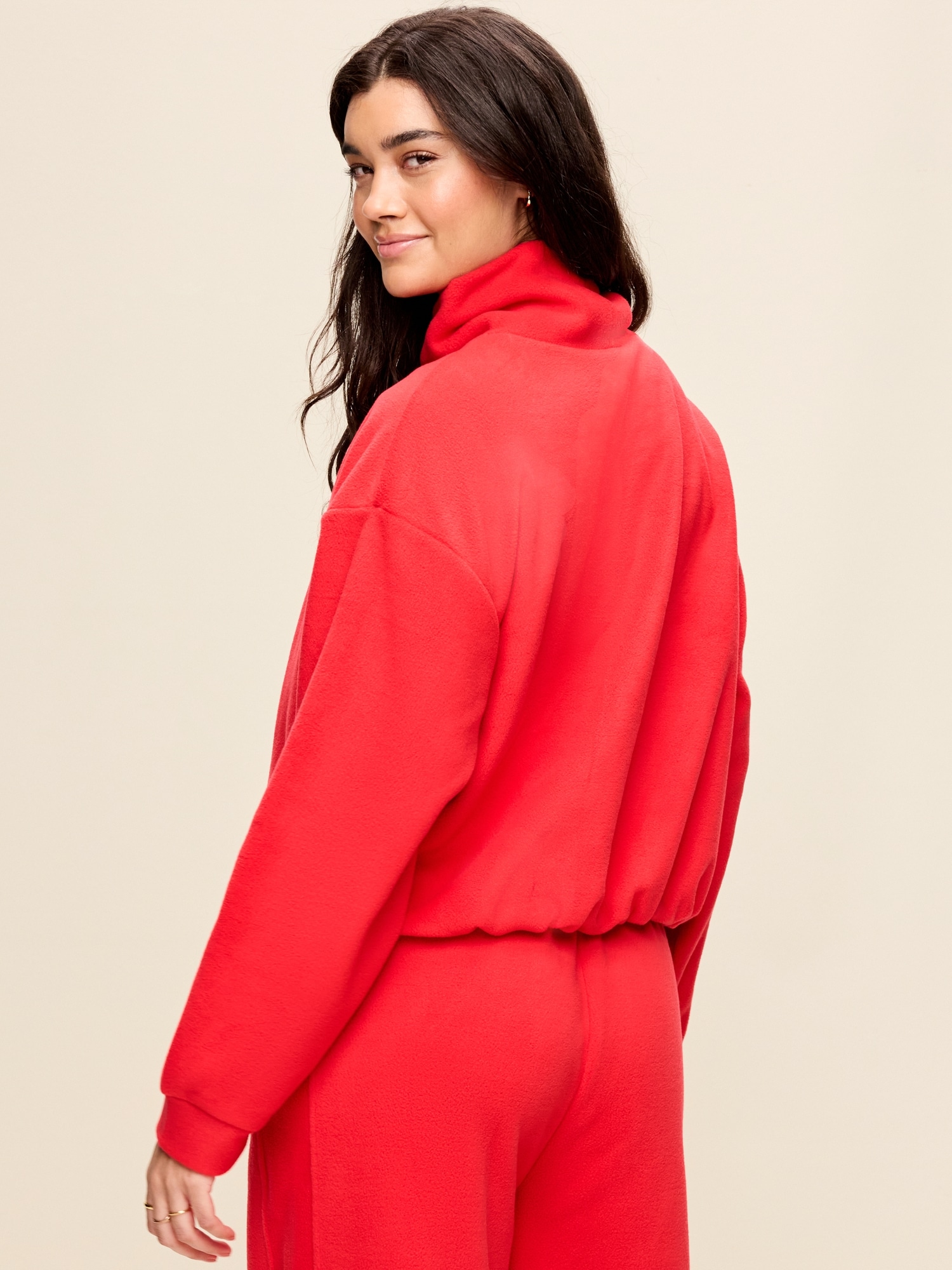 Performance Fleece Funnel Neck Pullover