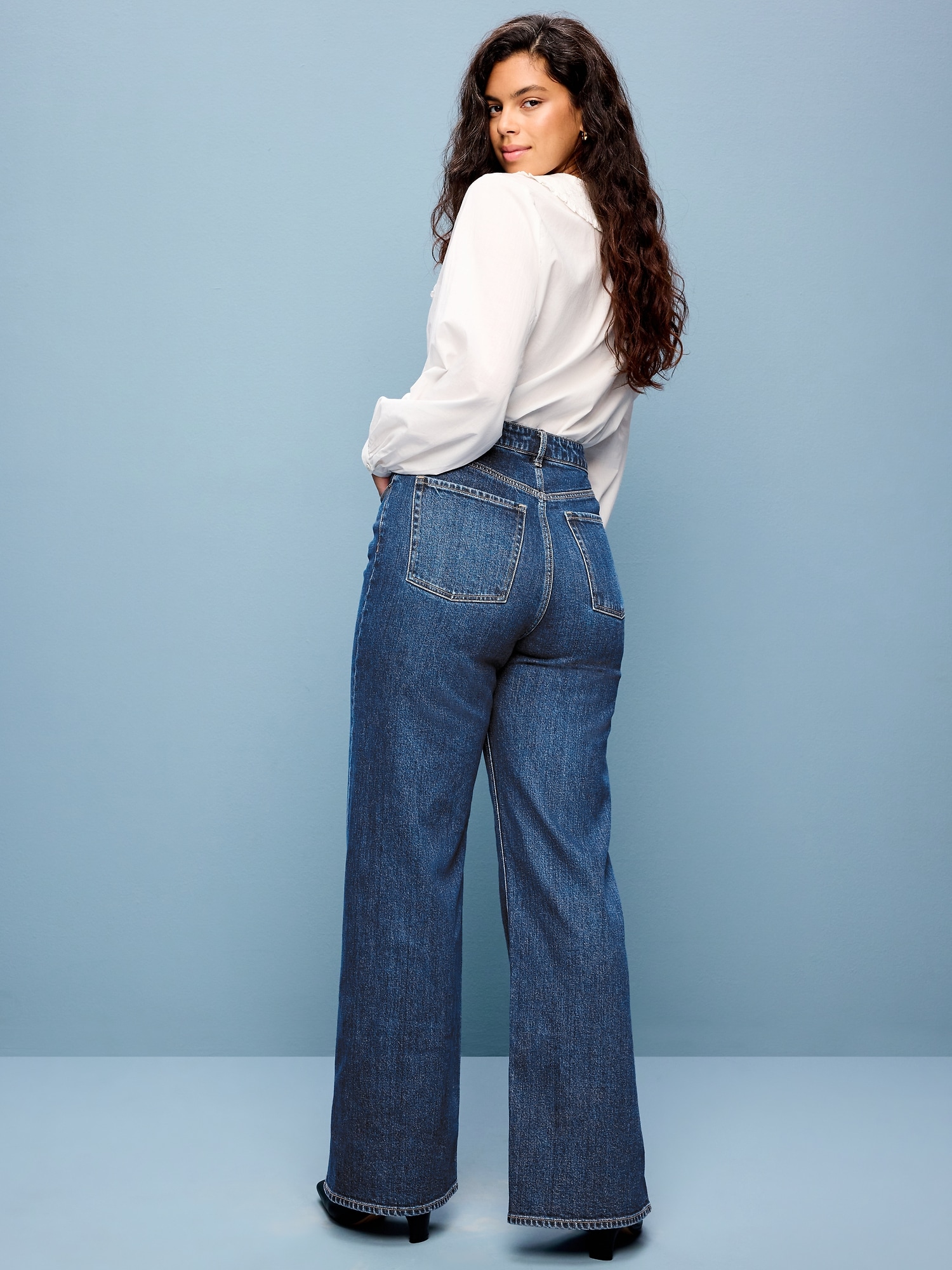 Extra High-Waisted Twisted Seam Wide-Leg Jeans