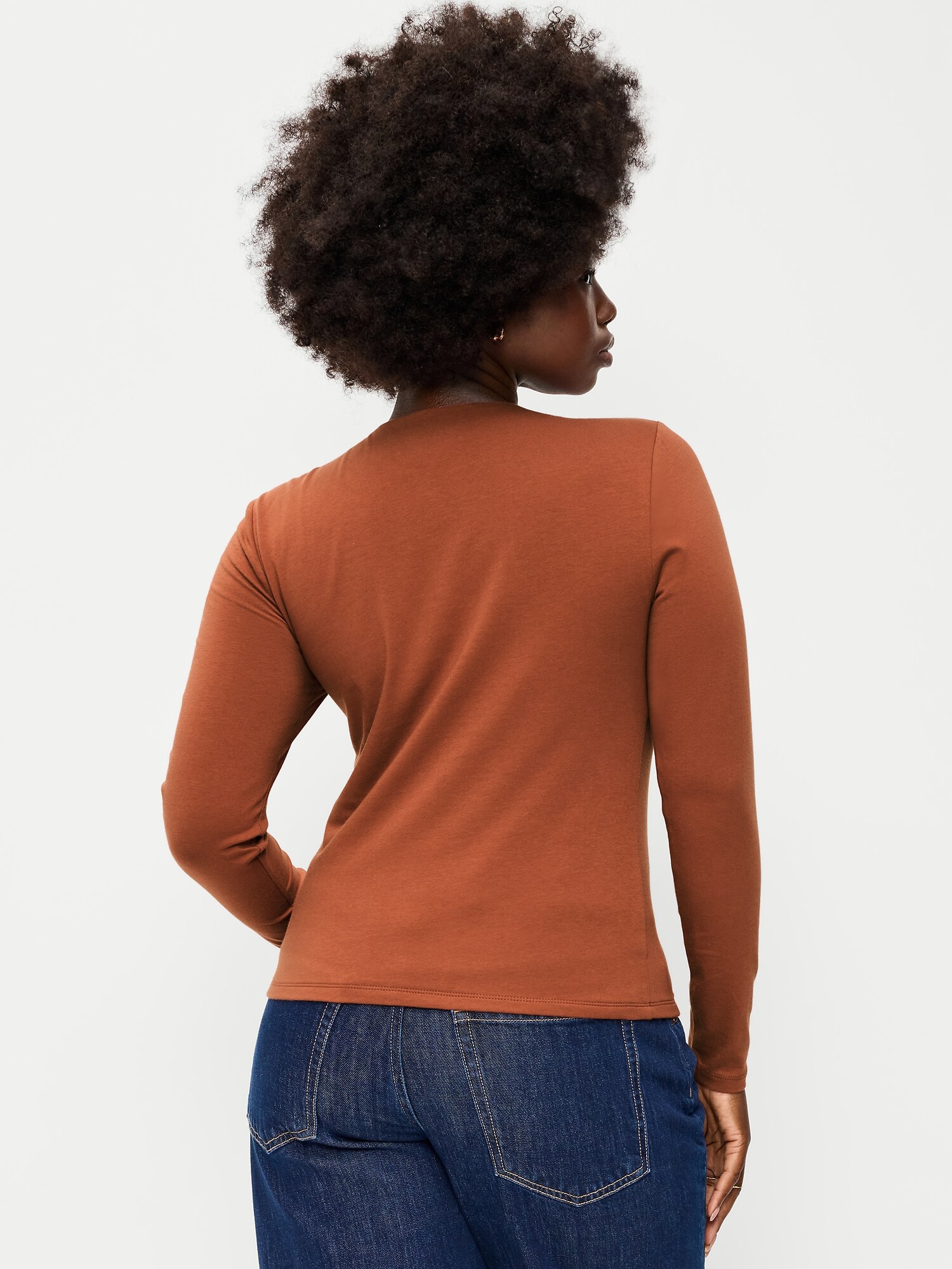 Женский топ Old Navy Hug Double-Layer Crew-Neck Long-Sleeve Top, цвет: Коричный — фото 5