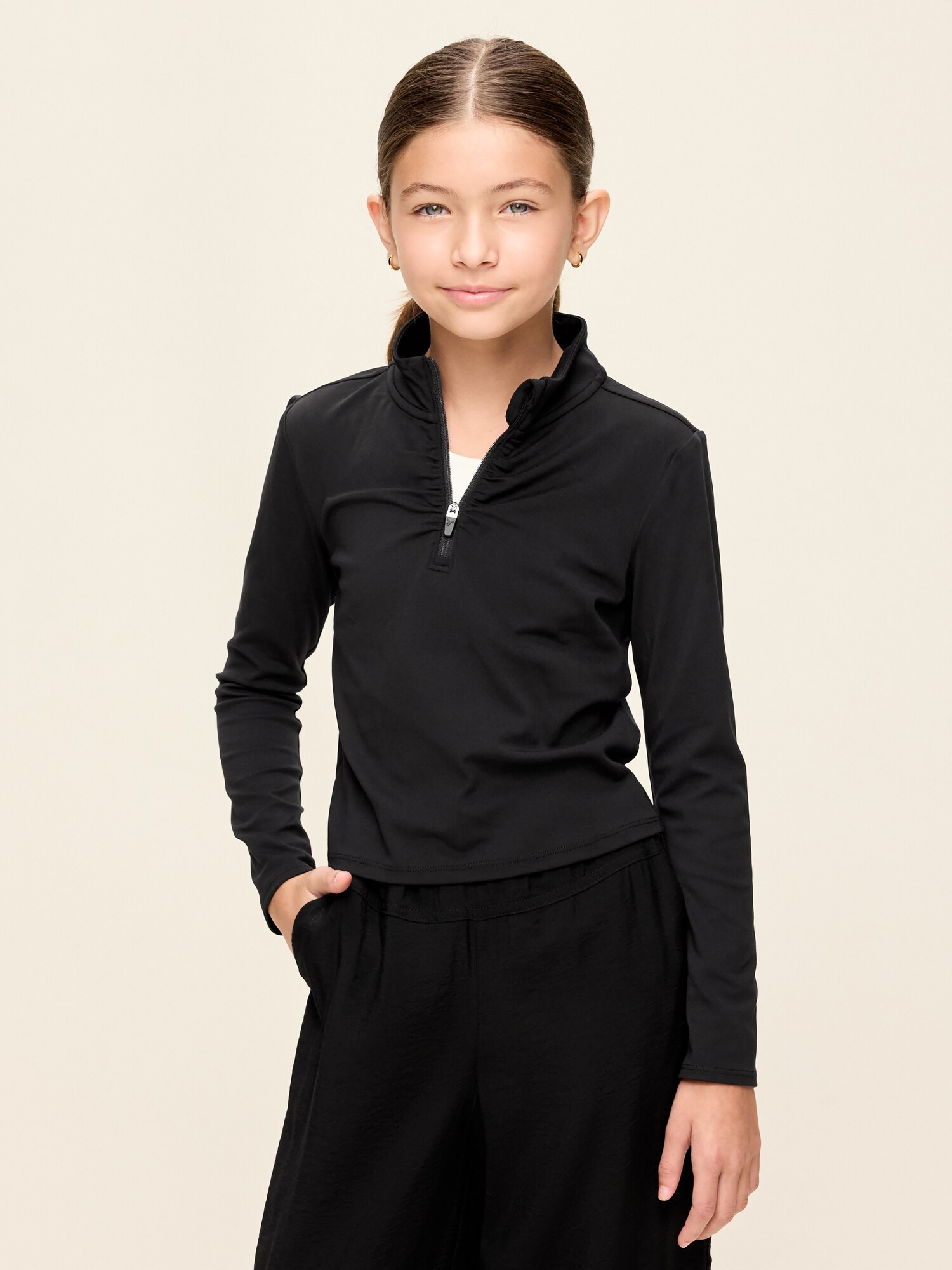 Детский спортивный топ Old Navy StudioSmooth с молнией 1/2 для девочек, цвет: Чёрный