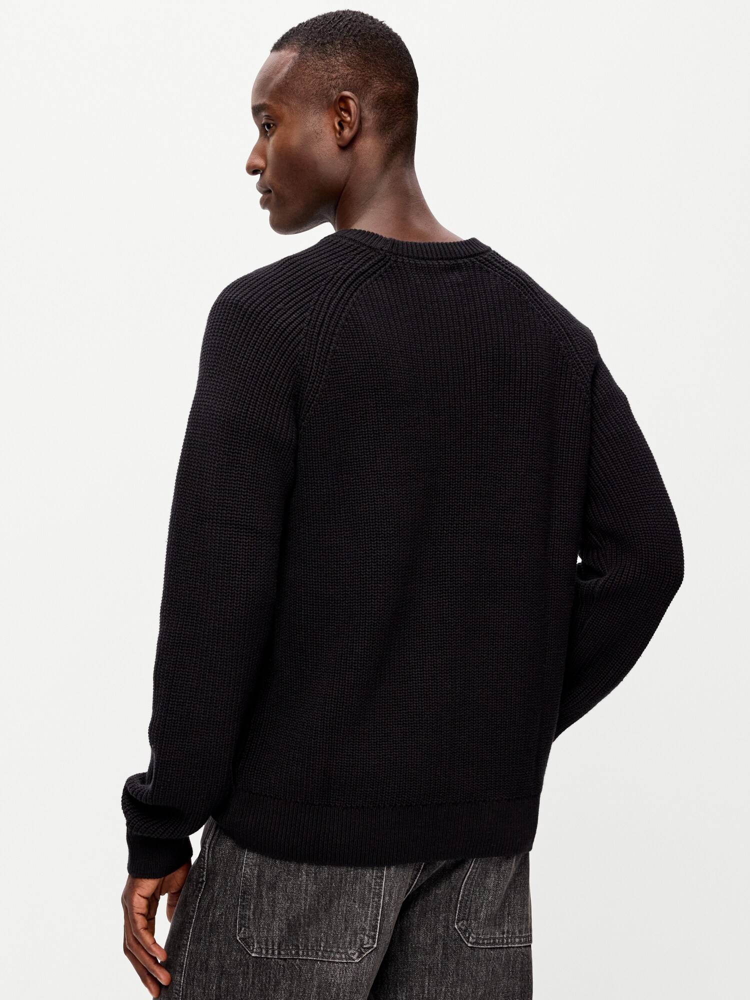 Мужской свитер Old Navy Crew-Neck, цвет: Чёрный — фото 2