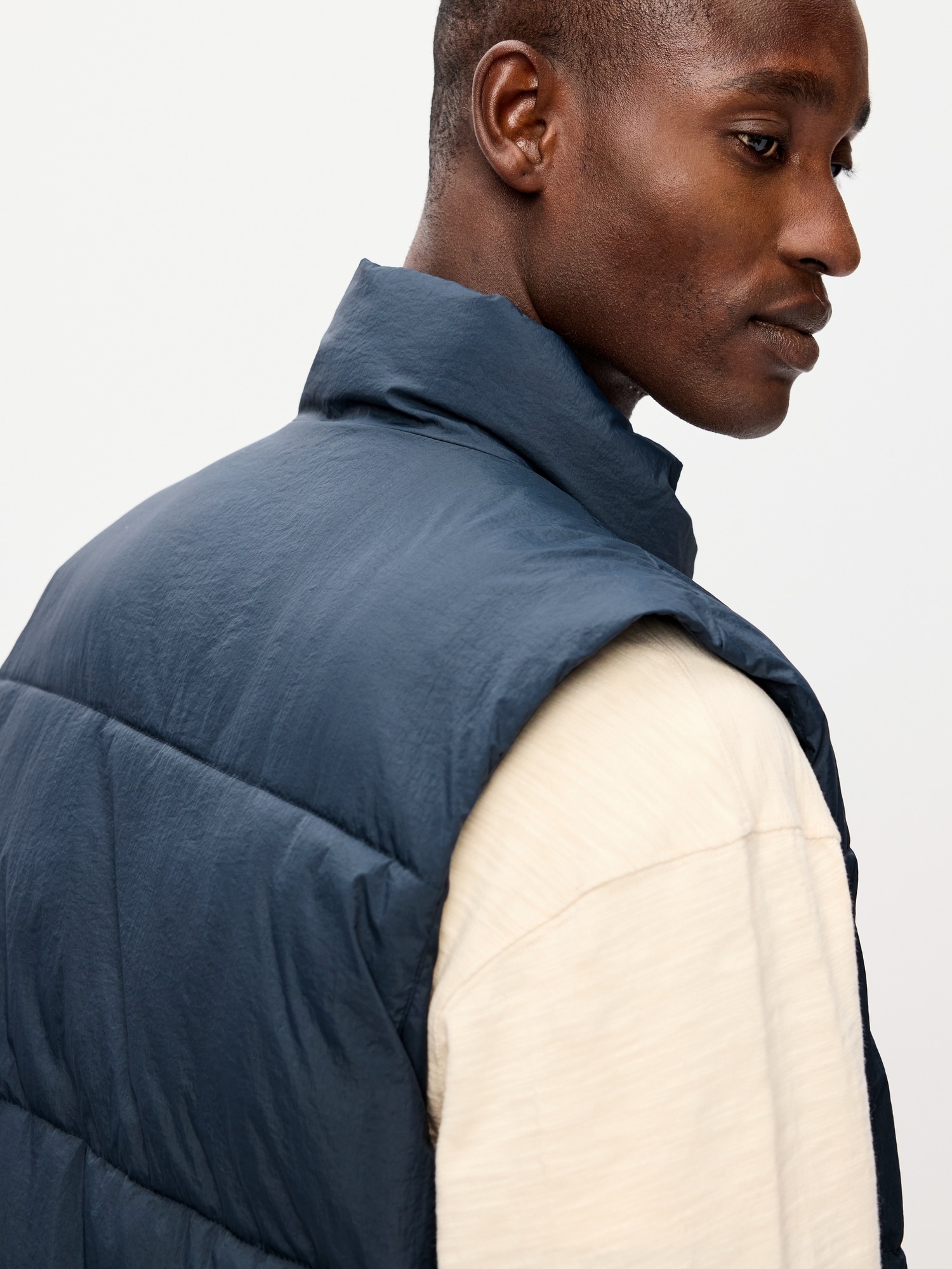 Frost-Free Water-Resistant Puffer Vest