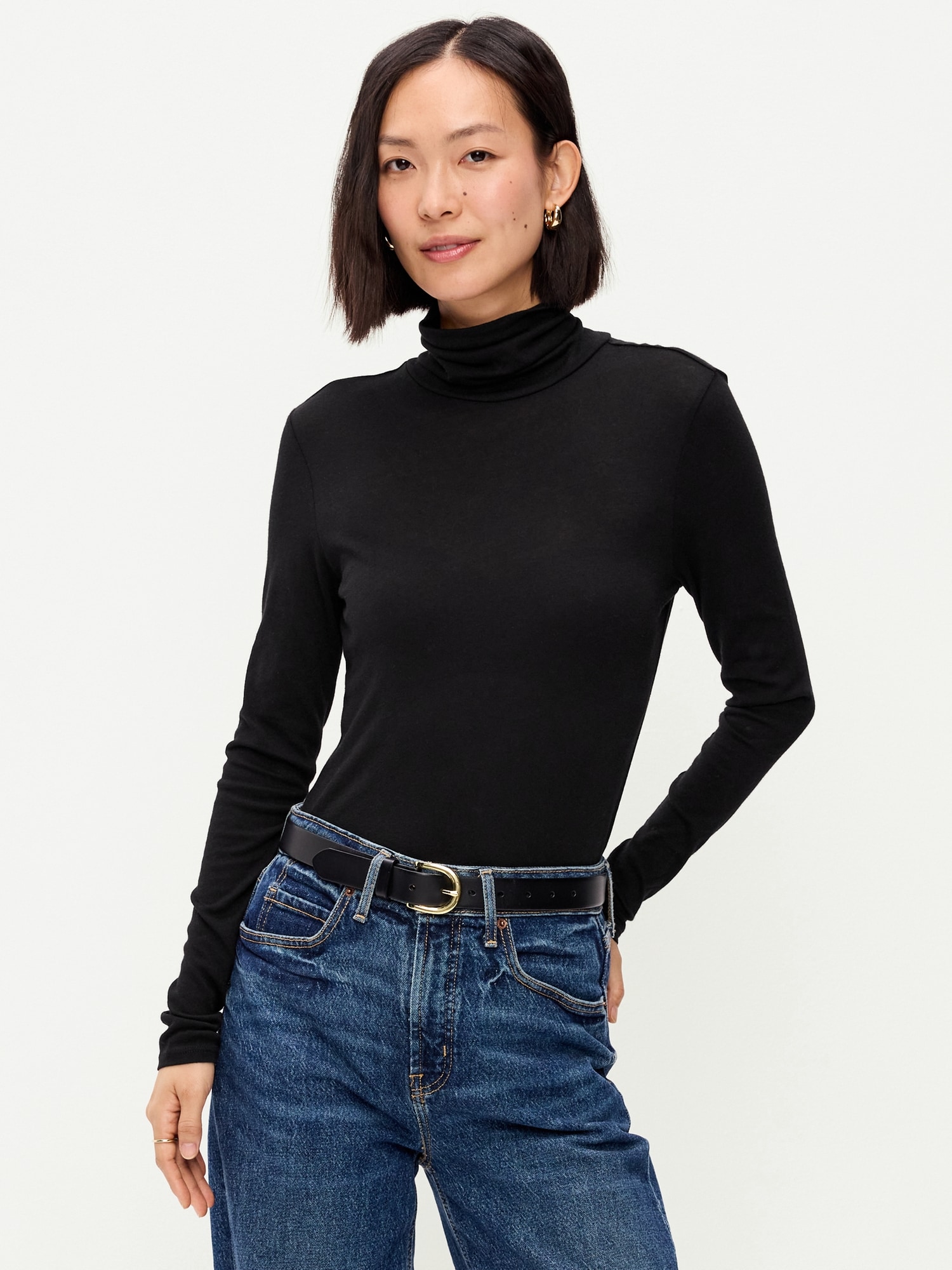 Slim-Fit Ribbed Turtleneck