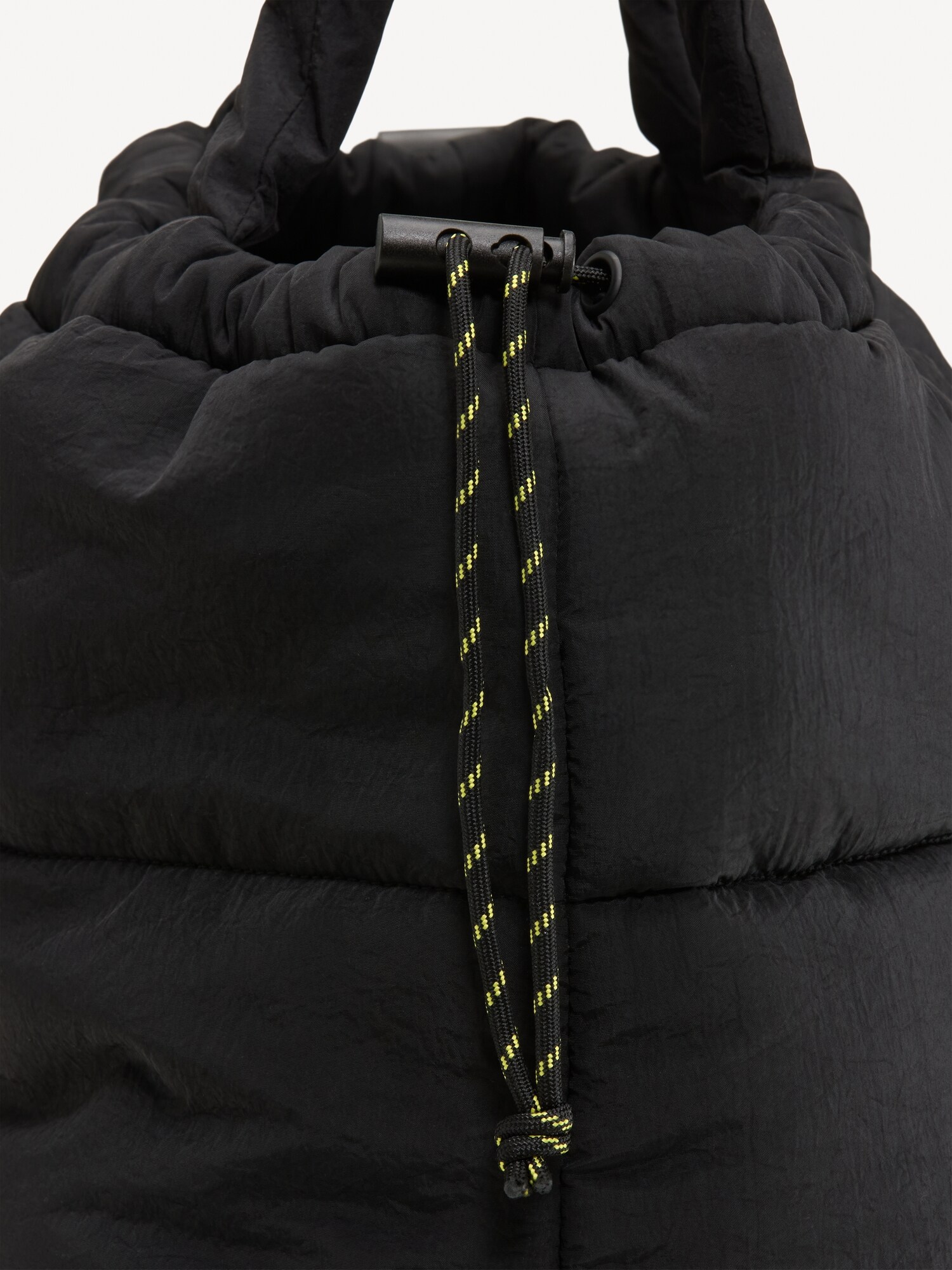 Женская сумка Old Navy Active Puffer Cinched Tote, цвет: Чёрный — фото 5