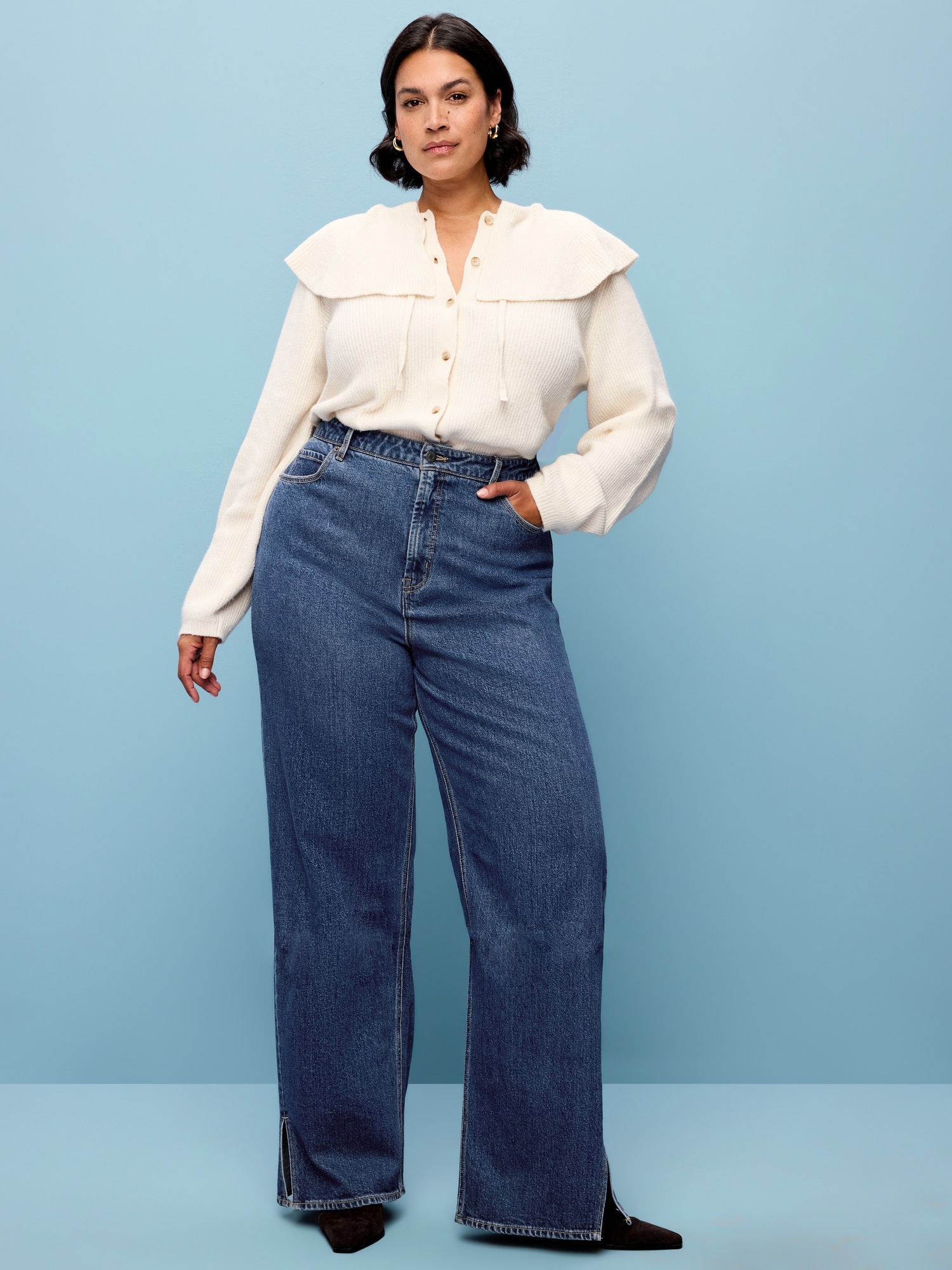 Extra High-Waisted Twisted Seam Wide-Leg Jeans