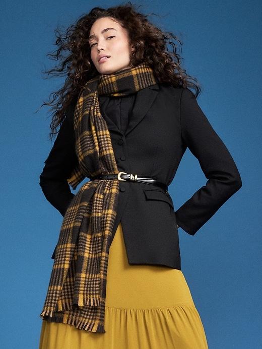 Old Navy x Altuzarra Knit Scarf | Old Navy