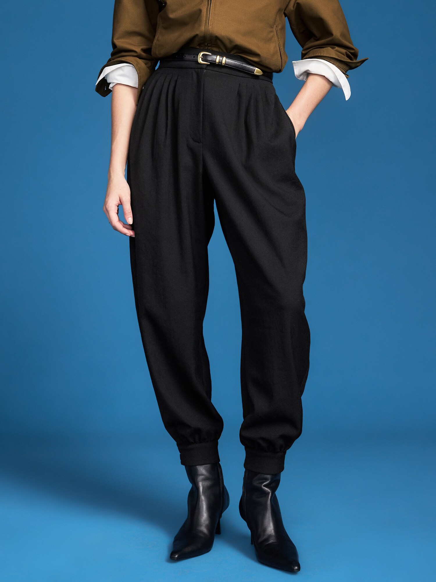 Женские брюки Old Navy x Altuzarra с очень высокой талией, силуэт баллон, цвет: Чёрный — фото 2