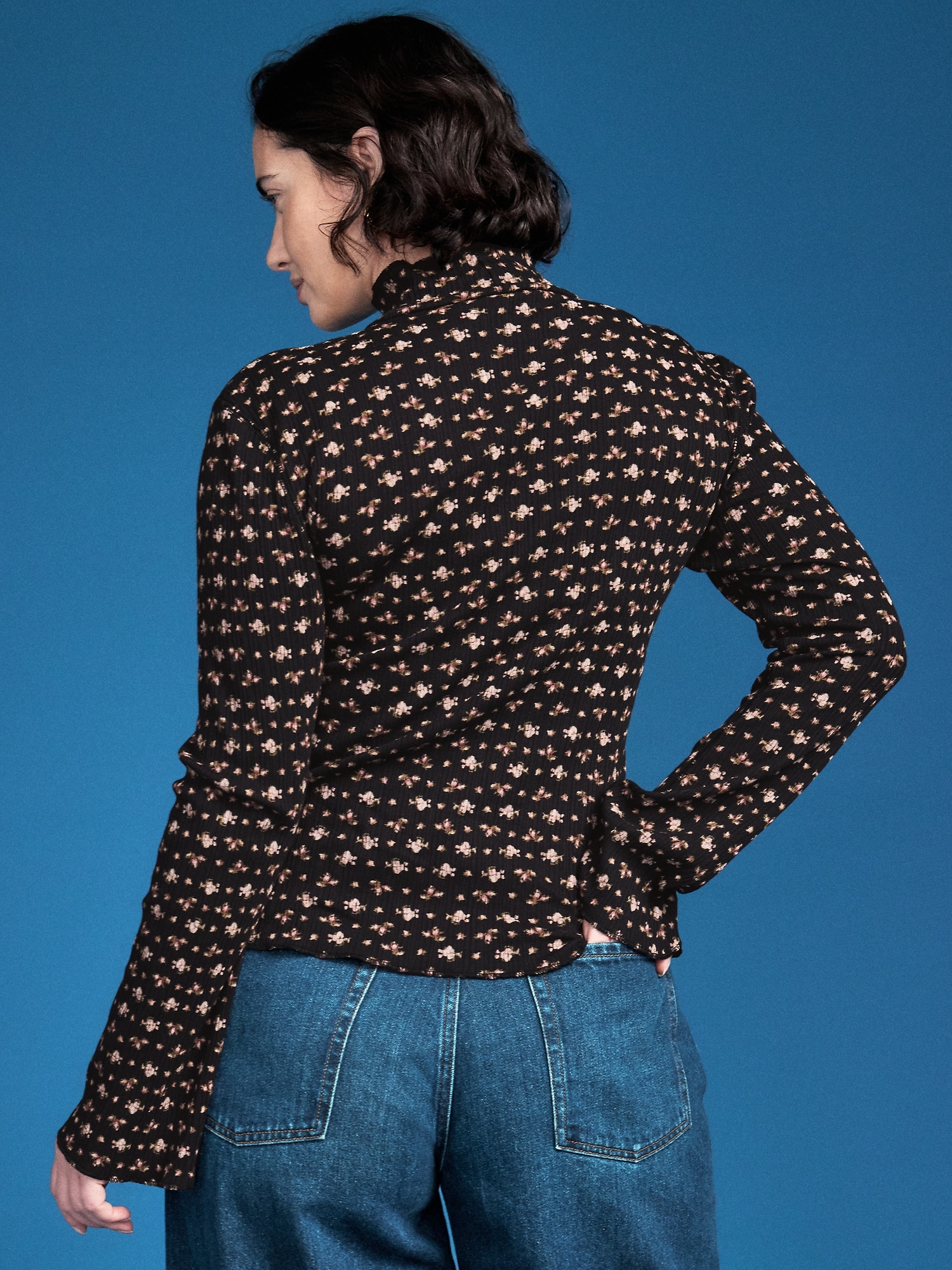 Old Navy x Altuzarra Long-Sleeve Ribbed Fitted Top