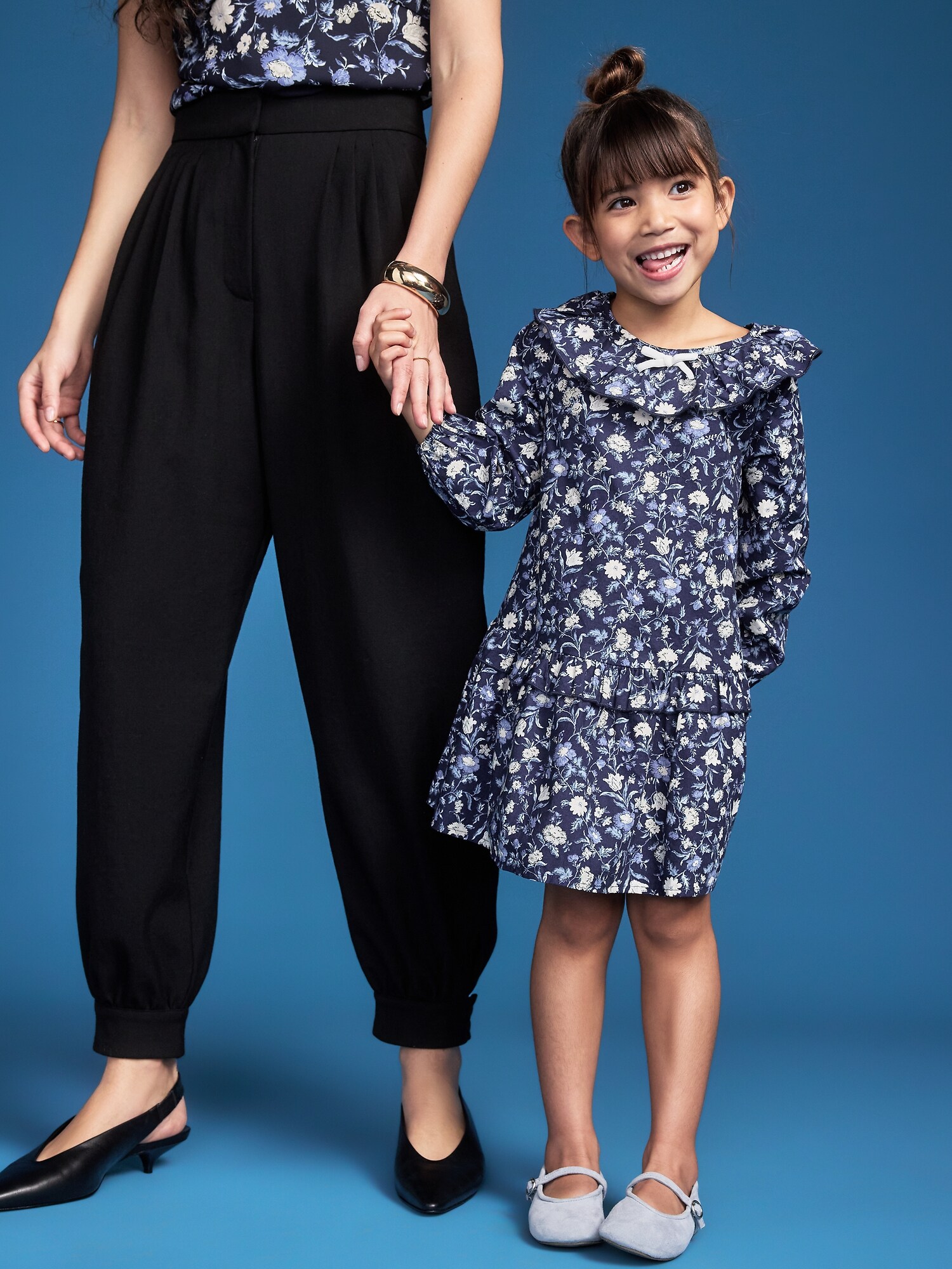 Детское платье Old Navy x Altuzarra с оборками для девочек-малышей, цвет: Синий с принтом