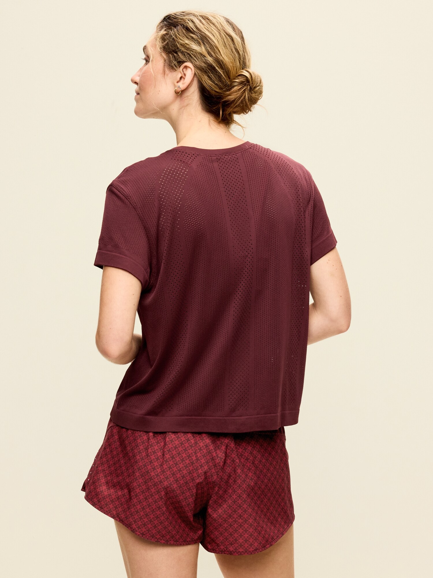 Женская футболка Old Navy Fluid Seamless Loose, цвет: Grand Canyon — фото 2