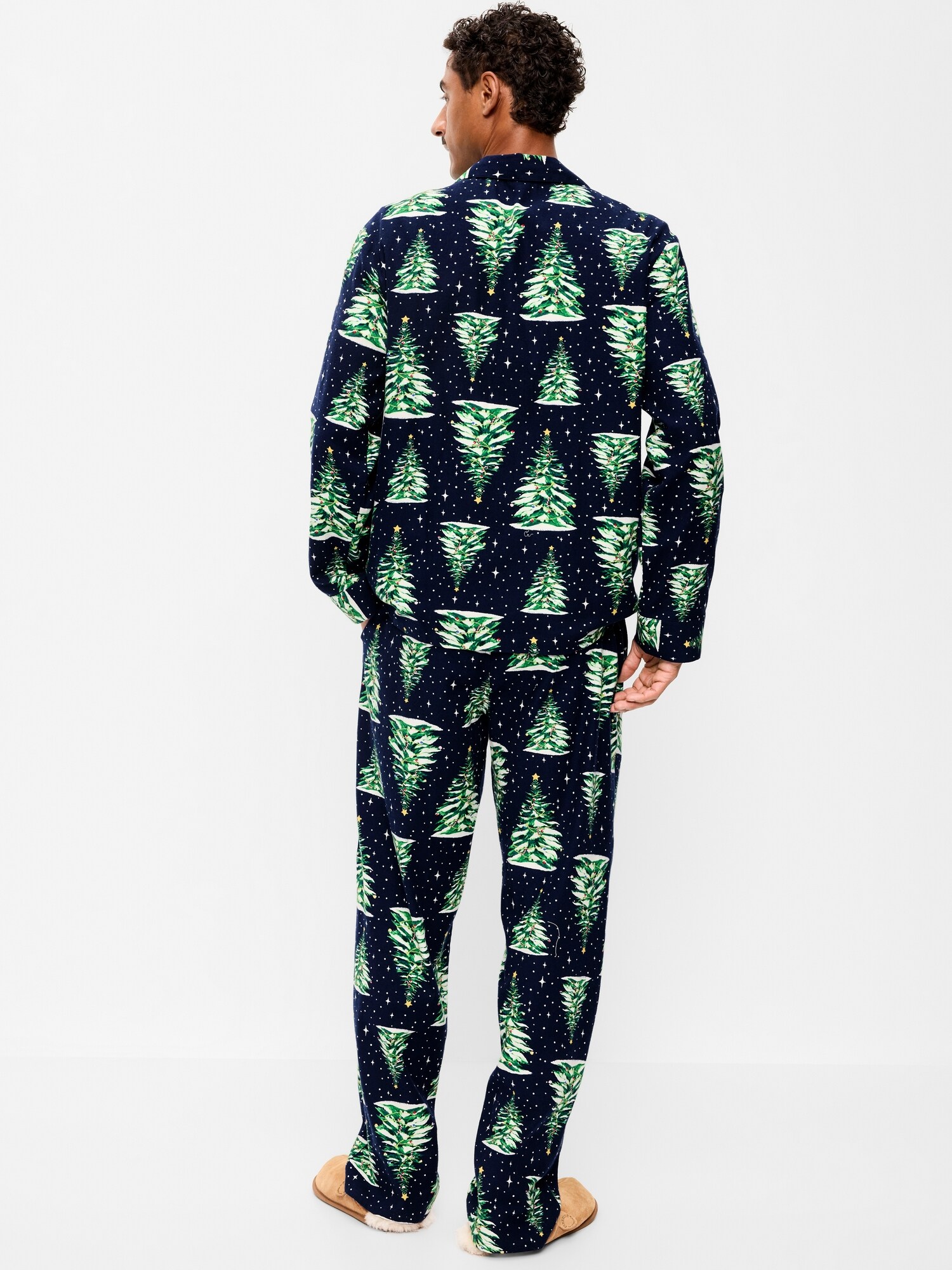 Пижамный комплект для мужчин, фланель — Old Navy, цвет: Christmas Trees (Match The Fam!) — фото 2