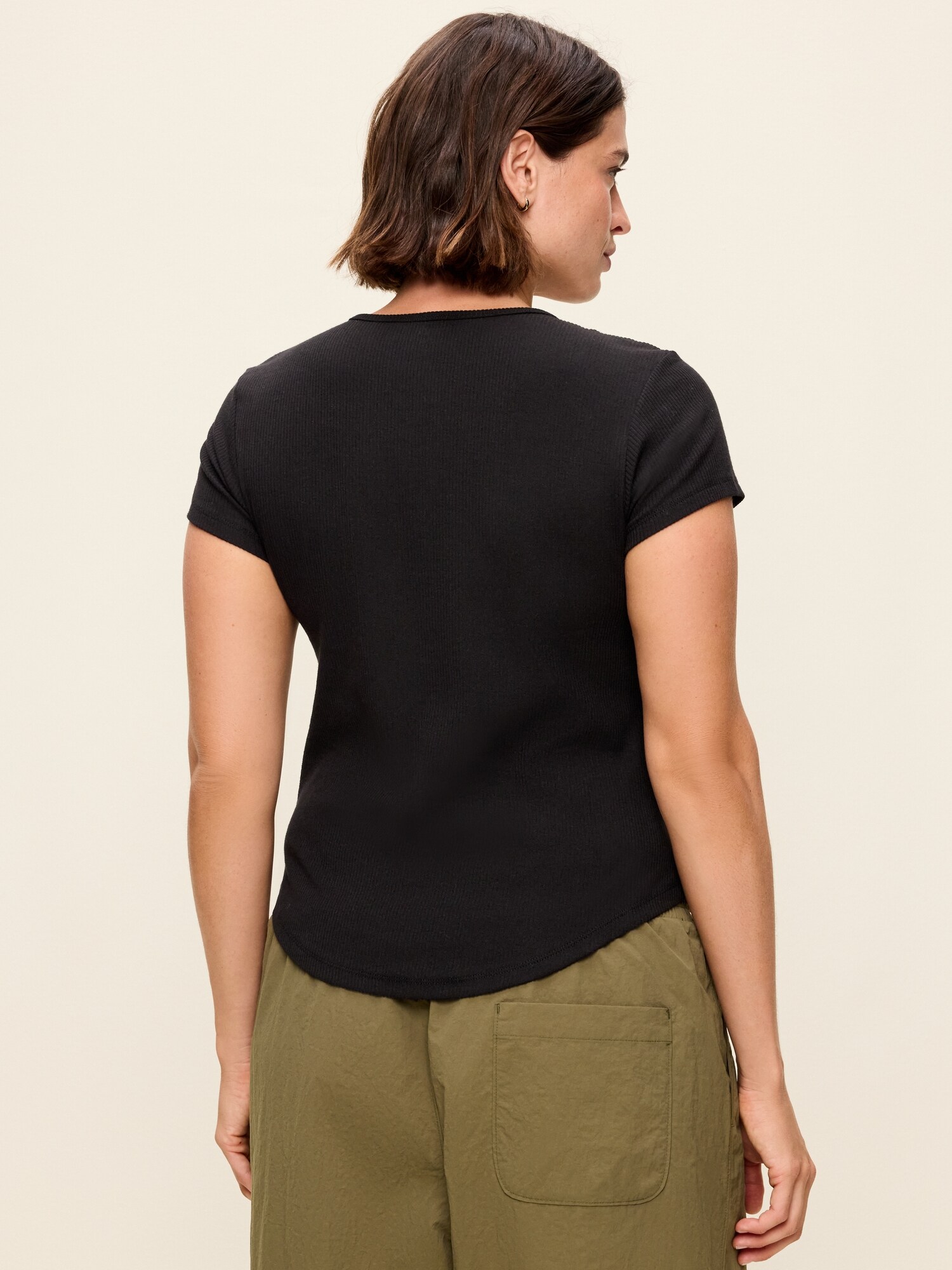 Женская футболка Old Navy CloudLite Crew-Neck Ribbed, цвет: Чёрный — фото 6