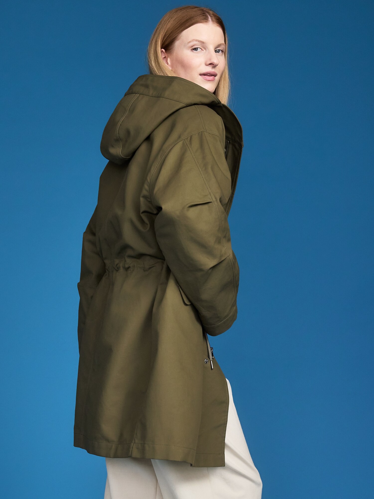 Женская парка Old Navy x Altuzarra оверсайз 2-в-1 с капюшоном, цвет: Hearthwood — фото 2