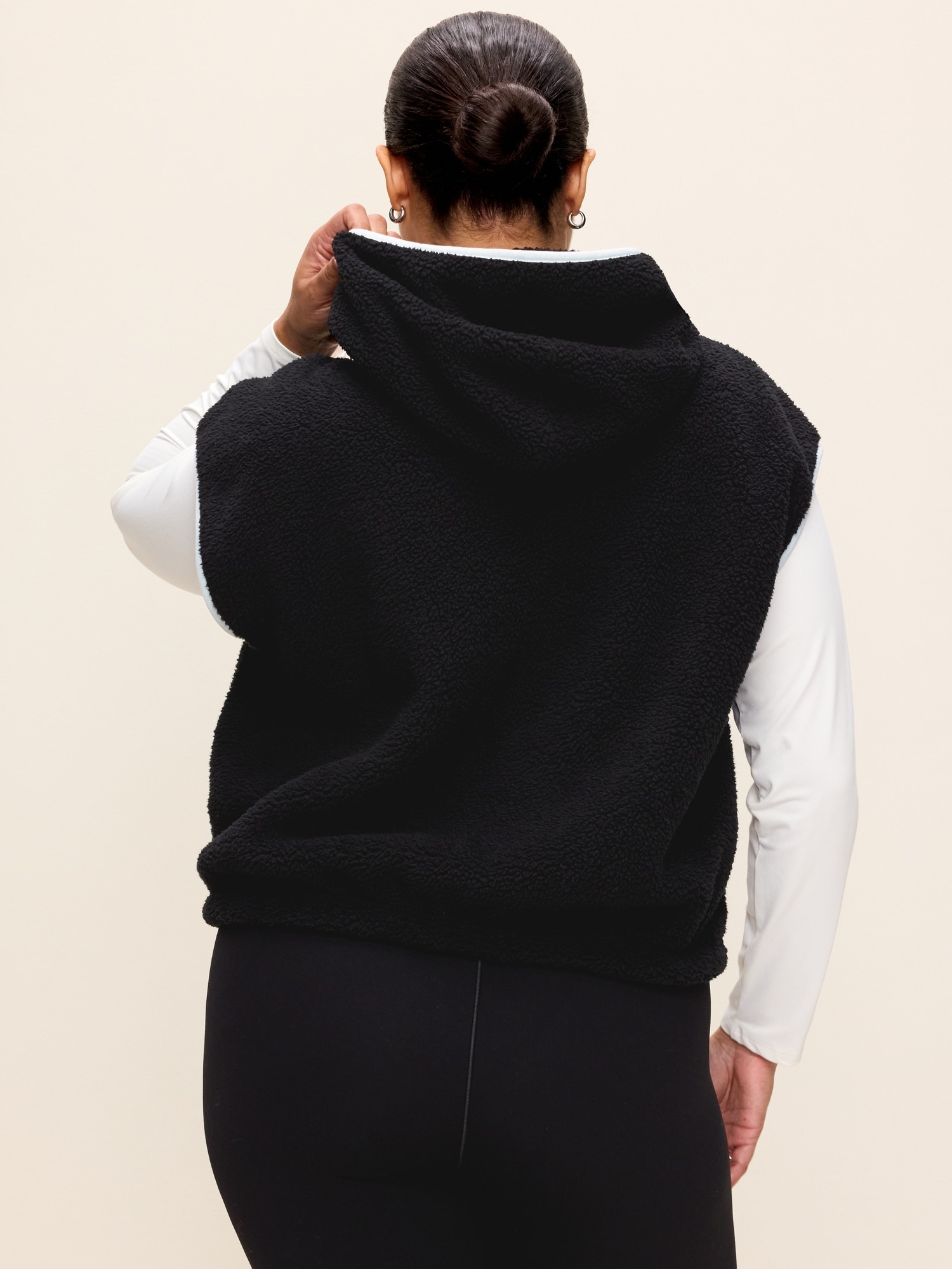 Hooded Sherpa Vest
